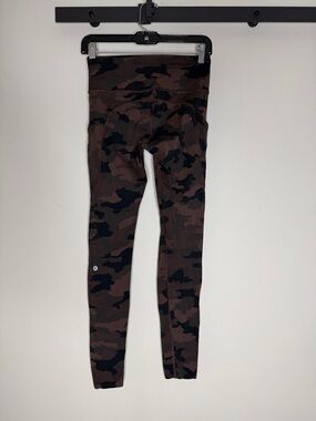Lululemon brown camo pocket leggings size 6